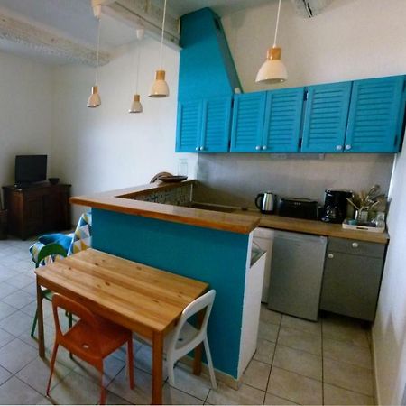 Appartement Au Pied Du Gardon. Remoulins Kültér fotó