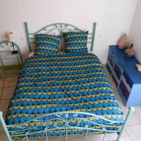 Appartement Au Pied Du Gardon. Remoulins Kültér fotó