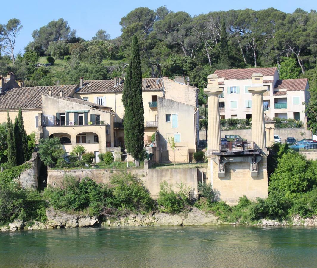 Appartement Au Pied Du Gardon. Remoulins Kültér fotó
